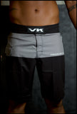 GRAPPLE TECH 2.0 PERFORMANCE SHORT / GRAY SKIES